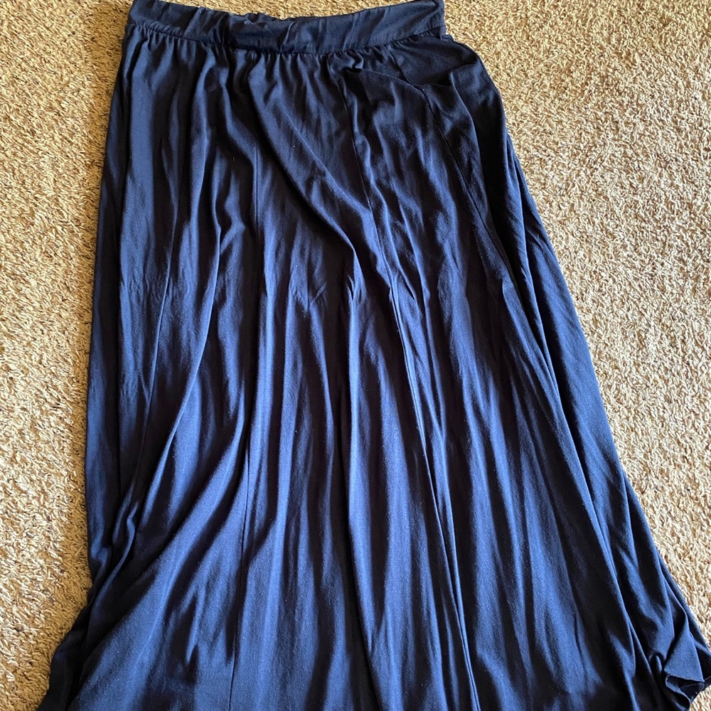 Women’s maxi skirt